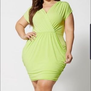 NIP FTF SIZE 2 SHILOH DRAPED BODYCON DRESS